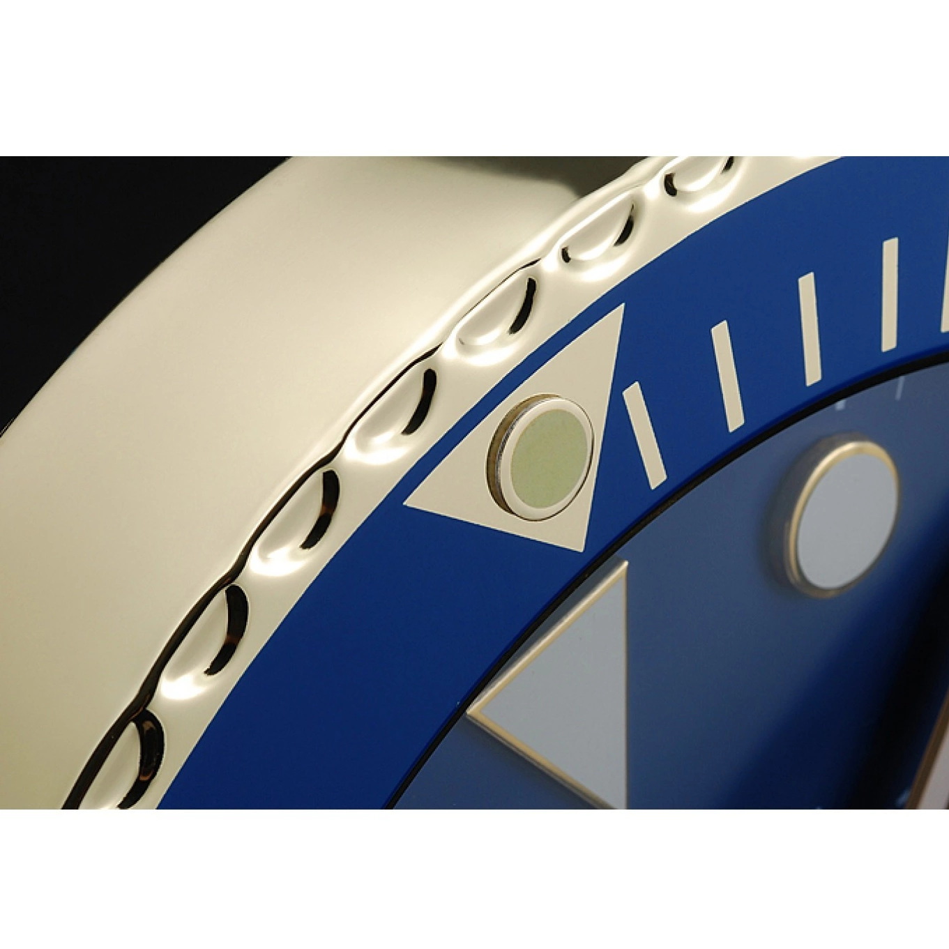 Aaa replica Submariner Clock Wall Blue Rolex 622475 0514